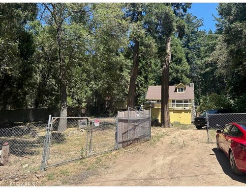 23772 Inspiration Rd, Crestline, CA, 92325-9417 | Card Image