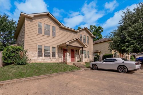 104 Yegua Cir, Huntsville, TX, 77340-6554 | Card Image