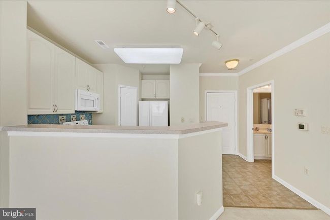 UNIT-414 - 400 Symphony Cir, Condo with 1 bedrooms, 1 bathrooms and null parking in HUNT VALLEY MD | Image 4