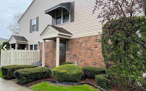 15877 Cambridge Dr, Clinton Twp, MI, 48038-1083 | Card Image