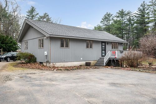 117 Stage Rd, Hampstead, NH, 03841-2267 | Card Image