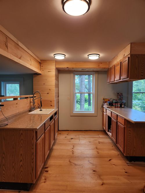 40 Library Road, Grafton, NH, 03240 | Card Image