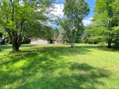 5597 Groszek Rd, Sterling, MI, 48659-9745 | Card Image