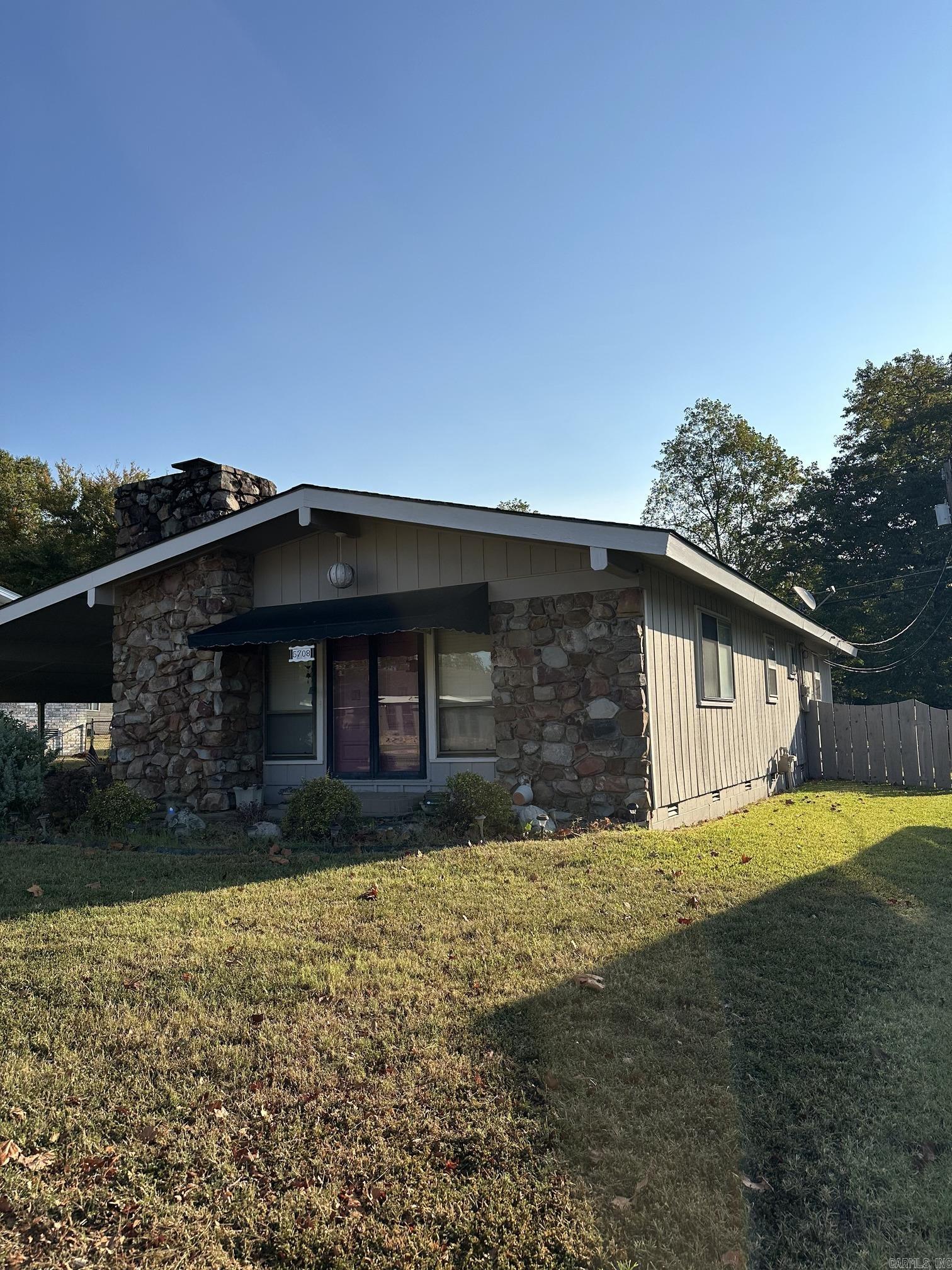 Hacienda Dr, North Little Rock, AR 72118