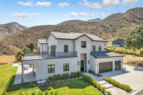 26474 Ranch Creek Rd, Santa Clarita, CA, 91387-4053 | Card Image