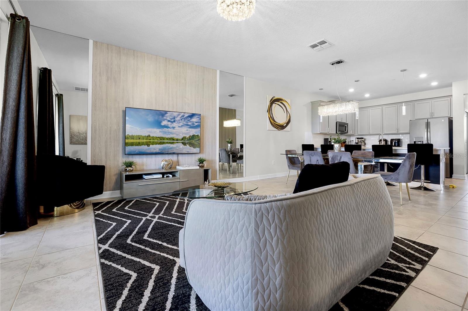 Residential in DAVENPORT 5