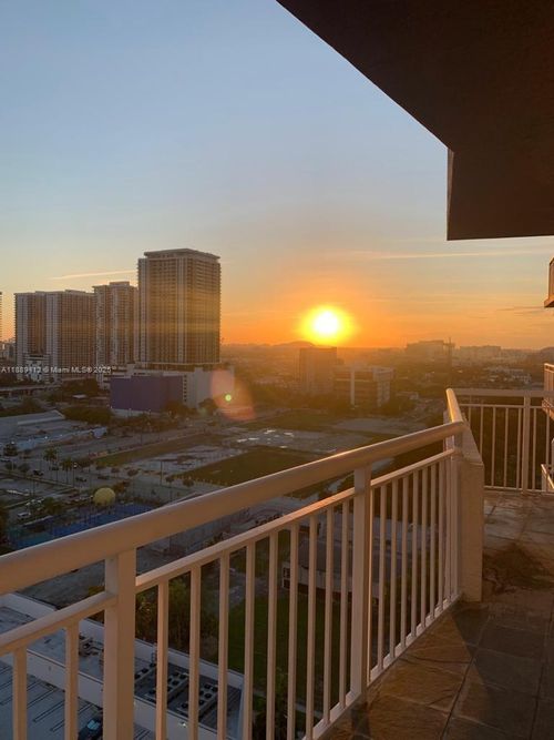 apt-1907-275 Ne 18th St, Miami, FL, 33132-1227 | Card Image