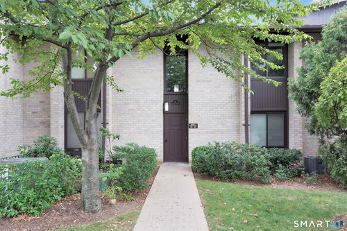 81-07-81 Courtland Ave, Stamford, CT, 06902-3475 | Card Image