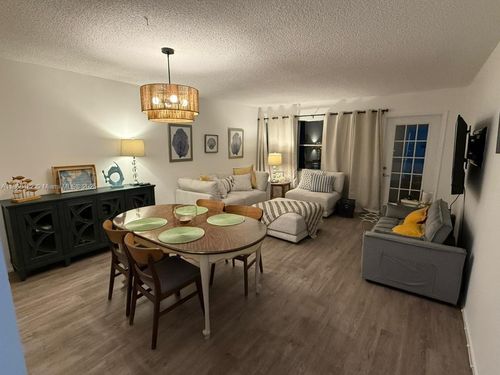 apt-916-401 Golden Isles Dr, Hallandale Beach, FL, 33009-7523 | Card Image