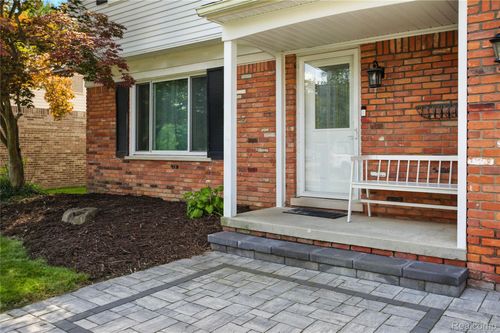 45179 Rudgate Rd, Canton, MI, 48188-1656 | Card Image