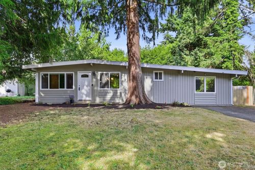 30449 2nd Ave S, Federal Way, WA, 98003-4001 | Card Image