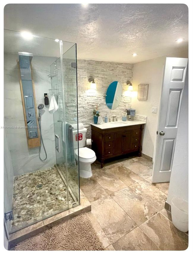 853 Southwind Pl, House other with 3 bedrooms, 2 bathrooms and null parking in Fort Lauderdale FL | Image 4