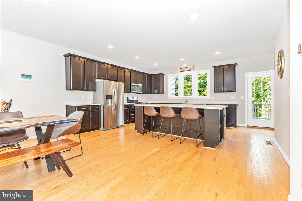Residential in LAUREL 5
