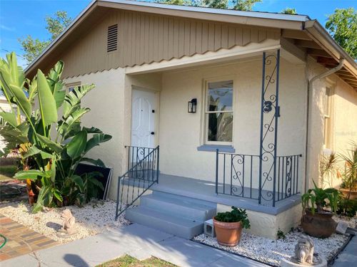 1-31 W Oakwood St, TARPON SPRINGS, FL, 34689-3629 | Card Image