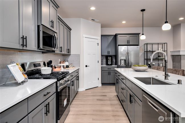 5045 Nw Cedarside Loop, House other with 4 bedrooms, 3 bathrooms and 2 parking in Silverdale WA | Image 6