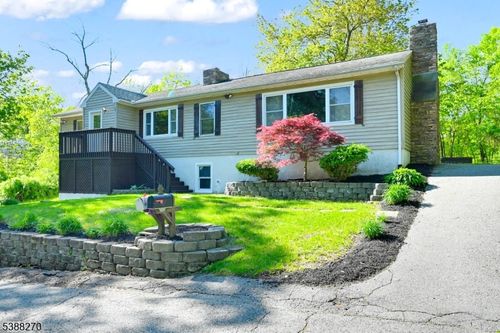 1 Norwood Rd, Hewitt, NJ, 07421-1238 | Card Image