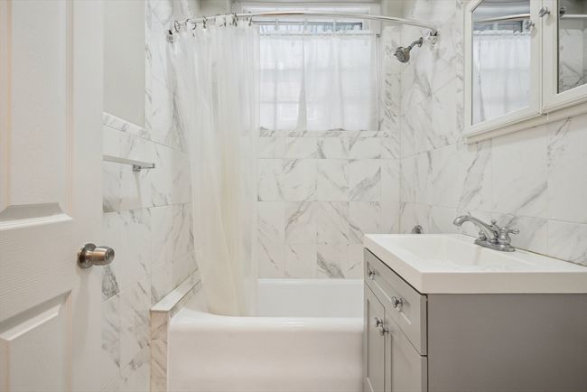 APT-1 - 20 Marshal St, Condo with 1 bedrooms, 1 bathrooms and 1 parking in Brookline MA | Image 12