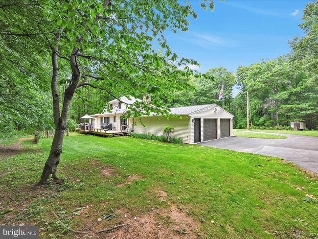 5150 Chestnut Grove Rd, House other with 5 bedrooms, 4 bathrooms and null parking in SPRING GROVE PA | Image 4