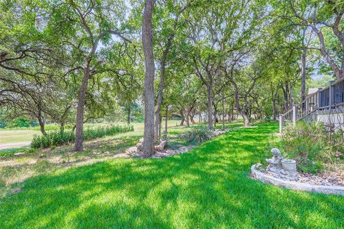 125 Lone Star Dr, Georgetown, TX, 78633-4526 | Card Image