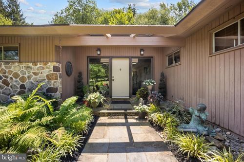 1255 Valley Hill Trl, Churchville, PA, 18966-4613 | Card Image