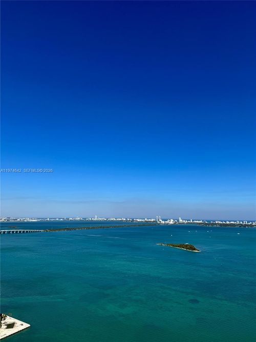 apt-4112-1900 N Bayshore Dr, Miami, FL, 33132-3023 | Card Image