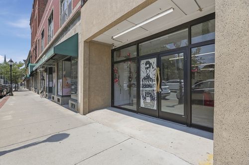 649 Main St, Waltham, MA, 02451-0602 | Card Image