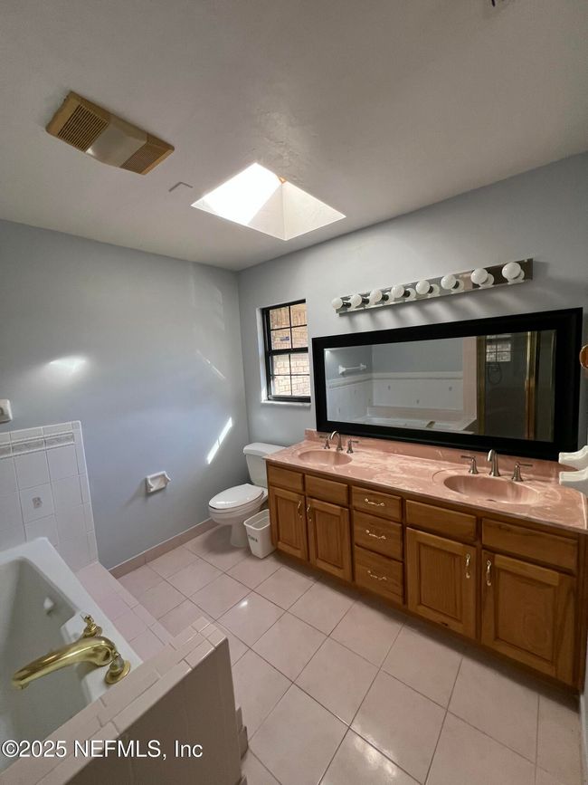 2nd master bath | Image 25