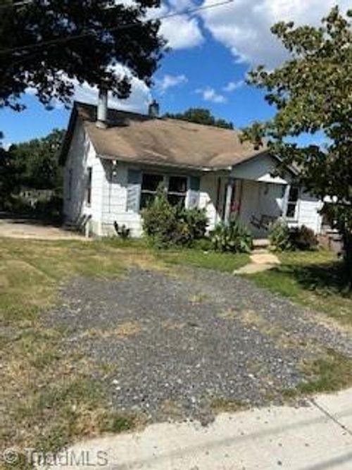 2003 Lees Chapel Rd, Greensboro, NC, 27405-2721 | Card Image