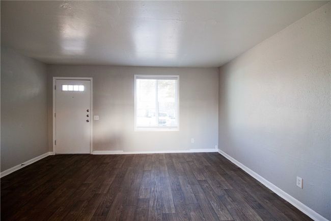 A25 - 2506 Manor Cir, Home with 2 bedrooms, 1 bathrooms and 1 parking in Austin TX | Image 10