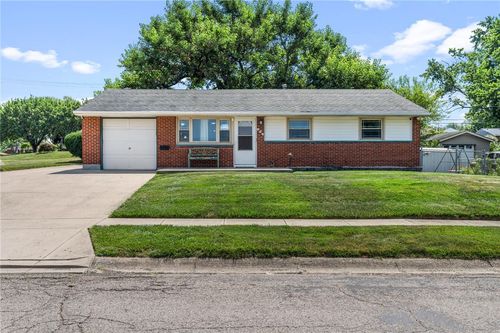 906 Wagon Wheel Dr, Dayton, OH, 45431-2743 | Card Image