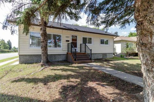 4001 51a St, Red Deer, AB, T4N2B2 | Card Image