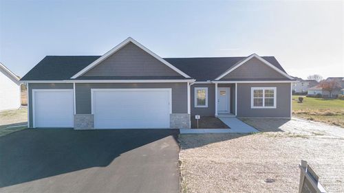 2390 Pow Wow Trl, BELOIT, WI, 53511-8920 | Card Image