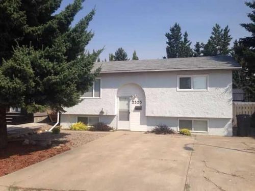 2525 15 Ave N, Lethbridge, AB, T1H4E1 | Card Image