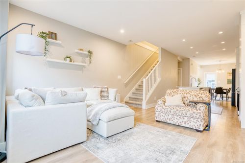 2816 Aster Crt, Victoria, BC, V9B7A7 | Card Image