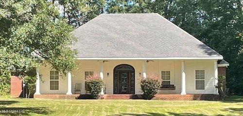 304 Whitetail Ct, Florence, MS, 39073-4006 | Card Image