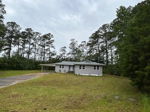 321 Circle Heights Dr, Loris, SC, 29569-8526 | Card Image