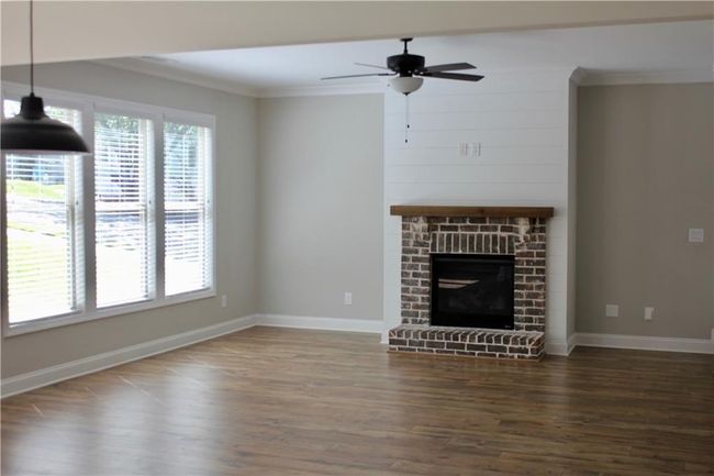 660 Allen St, House other with 4 bedrooms, 3 bathrooms and 2 parking in buford GA | Image 8