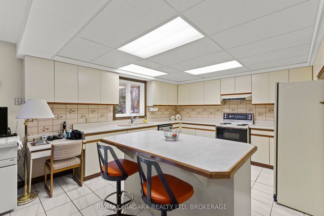 683 Canboro Rd, House other with 3 bedrooms, 3 bathrooms and 6 parking in Fenwick ON | Image 21
