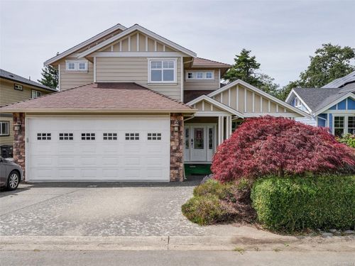 1713 Mamich Cir, Saanich, BC, V8N3S3 | Card Image