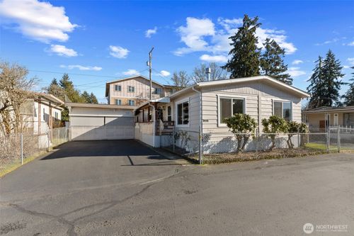 22-10613 18th Avenue S, Tacoma, WA, 98444 | Card Image