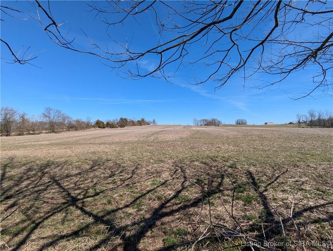 6140 N White River Rd, Home with 6 bedrooms, 2 bathrooms and null parking in Campbellsburg IN | Image 15