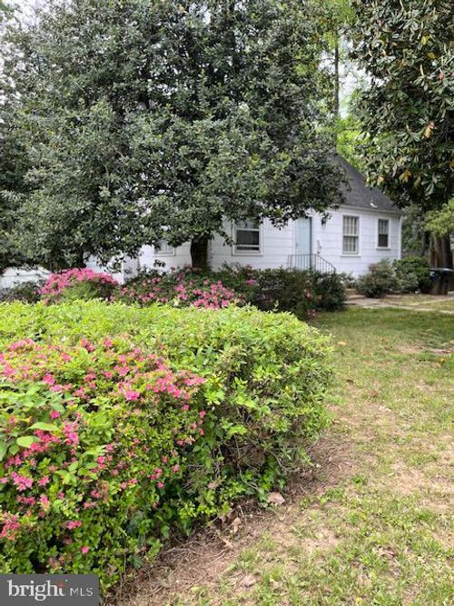 601 N Oak St, FALLS CHURCH, VA, 22046-2540 | Card Image