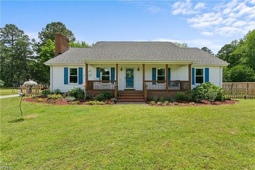 5786 Booker Ln, Gloucester, VA, 23061-3823 | Card Image