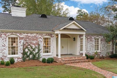 3349 Hermitage Road, House other with 4 bedrooms, 3 bathrooms and null parking in MOUNTAIN BROOK AL | Image 3