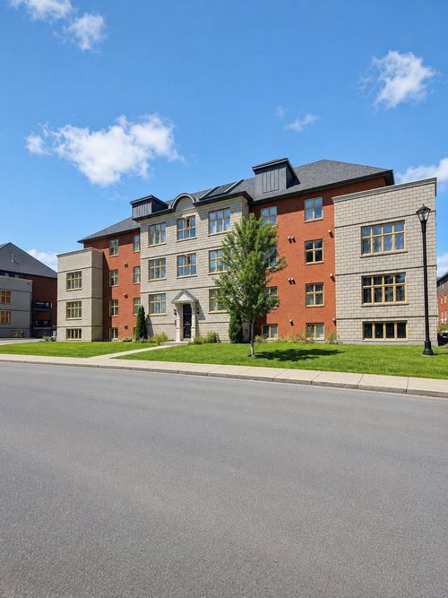 2-9150 Rue Lennon, Brossard, QC, J4Y0L7 | Card Image