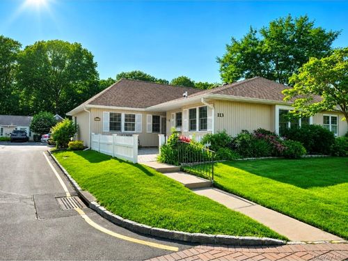 113 Revere Dr, Sayville, NY, 11782-1359 | Card Image