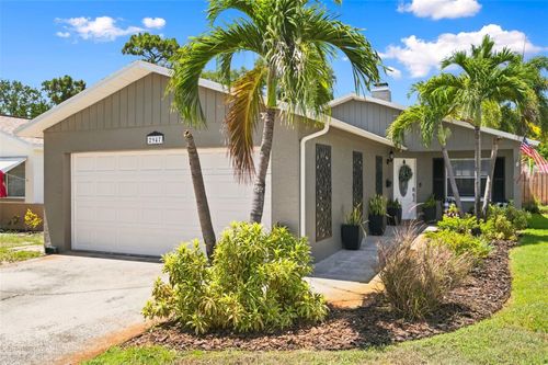 2947 25th Ave N, St Petersburg, FL, 33713-3823 | Card Image