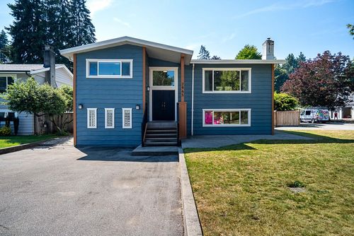 2965 Cumberland St, Port Coquitlam, BC, V3B3V3 | Card Image