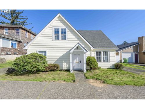 296 S 10th St, Coos Bay, OR, 97420-4624 | Card Image