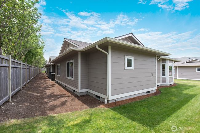 510 W Evergreen Farm Way, Condo with 2 bedrooms, 2 bathrooms and 3 parking in Sequim WA | Image 7